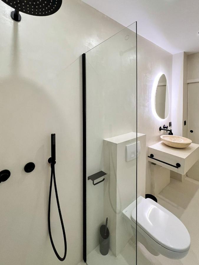 Superb Apartment Palais Royal Louvre Museum Free Netflix Paris Bagian luar foto