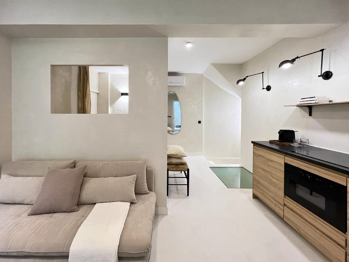 Superb Apartment Palais Royal Louvre Museum Free Netflix Paris Bagian luar foto