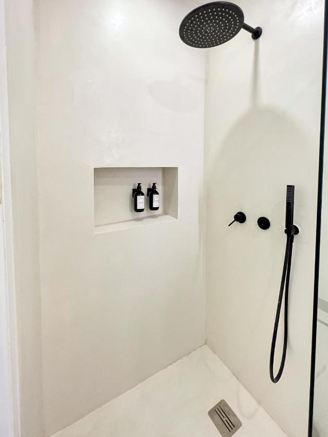 Superb Apartment Palais Royal Louvre Museum Free Netflix Paris Bagian luar foto